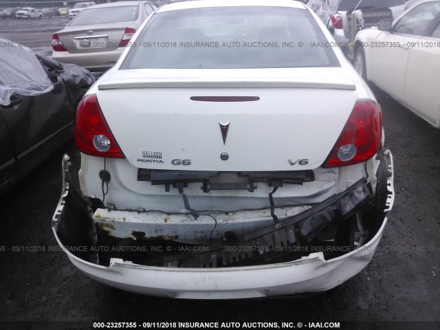 1G2ZG57N884296363 - 2008 PONTIAC G6 SE WHITE photo 6