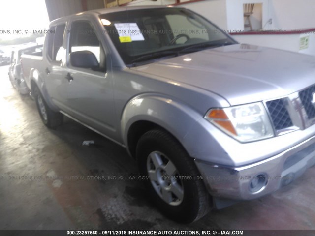 1N6AD07U36C412192 - 2006 NISSAN FRONTIER CREW CAB LE/SE/OFF ROAD SILVER photo 1