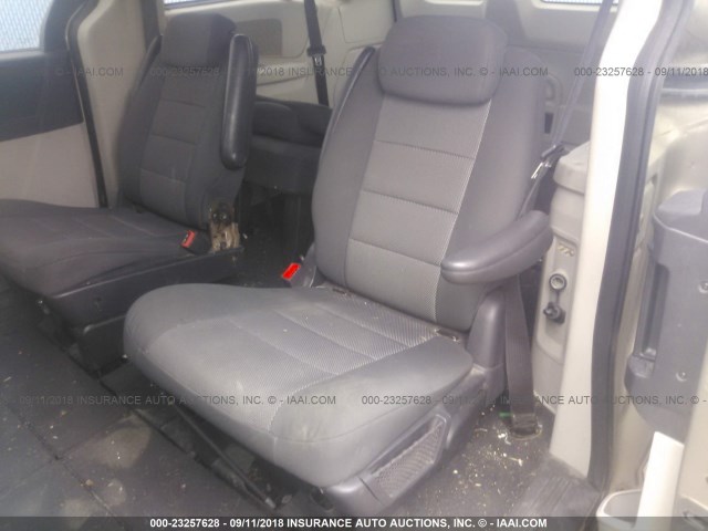 2D8HN44H98R717365 - 2008 DODGE GRAND CARAVAN SE GOLD photo 8