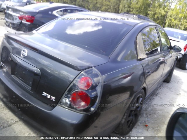 1N4BL11E55C316800 - 2005 NISSAN ALTIMA SE/SL/SE-R BLACK photo 4