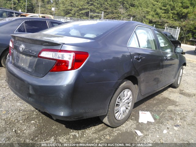 4T1BF1FK2DU682914 - 2013 TOYOTA CAMRY L/SE/LE/XLE GRAY photo 4