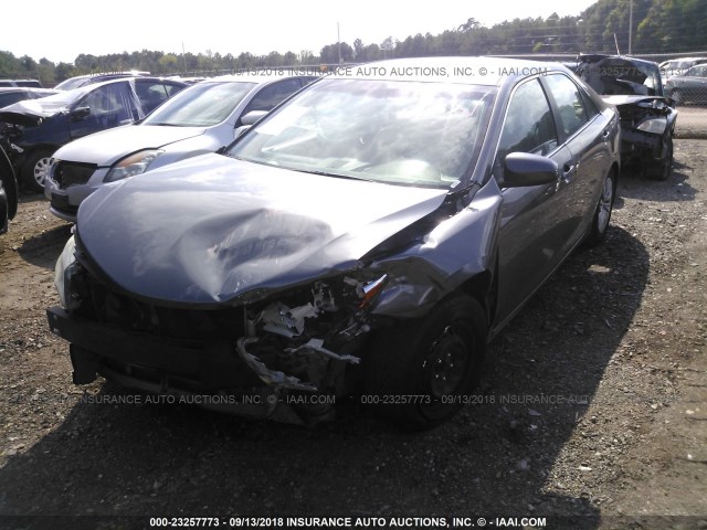 4T1BF1FK2DU682914 - 2013 TOYOTA CAMRY L/SE/LE/XLE Boz foto 6
