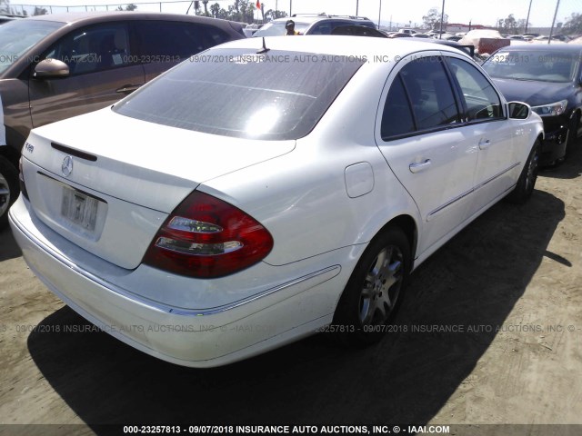 WDBUF65J44A512895 - 2004 MERCEDES-BENZ E 320 WHITE photo 4