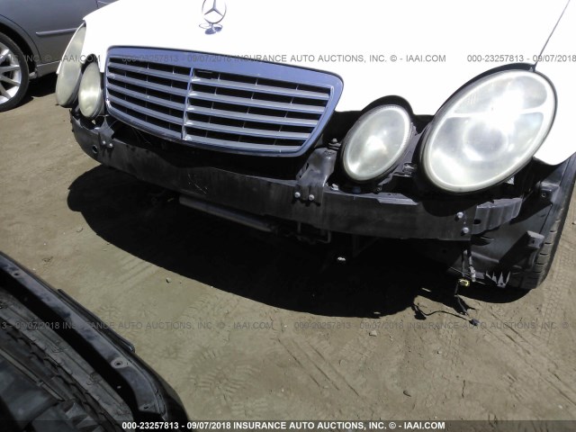 WDBUF65J44A512895 - 2004 MERCEDES-BENZ E 320 WHITE photo 6