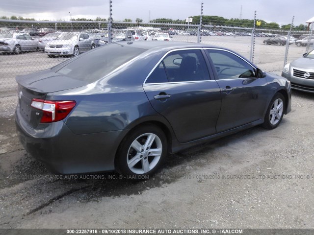 4T1BF1FK2CU052633 - 2012 TOYOTA CAMRY SE/LE/XLE 灰色 照片 4