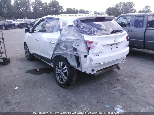 KM8JUCAG8FU954496 - 2015 HYUNDAI TUCSON LIMITED/SE WHITE photo 3