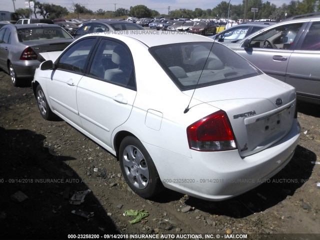 KNAFE222295612798 - 2009 KIA SPECTRA EX/LX/SX WHITE photo 3