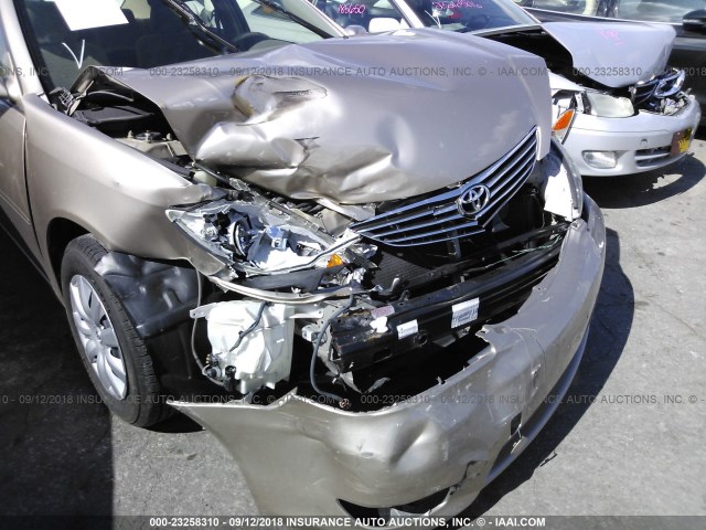 JTDBE32K663041105 - 2006 TOYOTA CAMRY LE/XLE GOLD photo 6