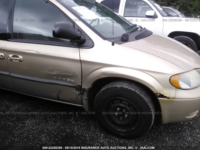 2B4GP44371R327909 - 2001 DODGE GRAND CARAVAN SPORT GOLD photo 6