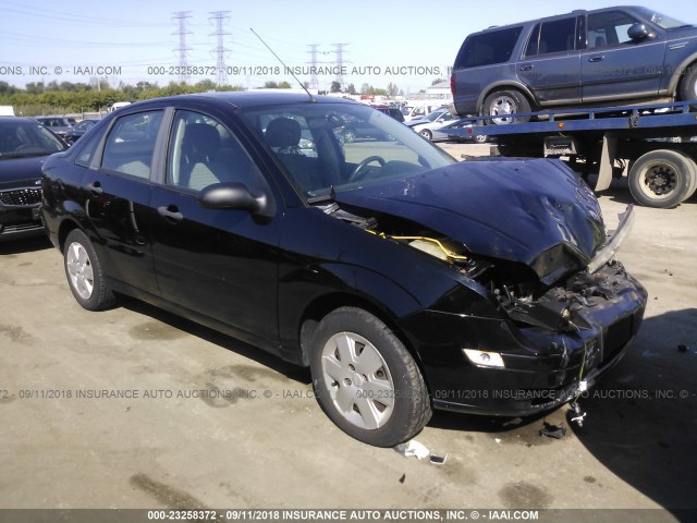 1FAHP34N17W346805 - 2007 FORD FOCUS ZX4/S/SE/SES 黑色 照片 1