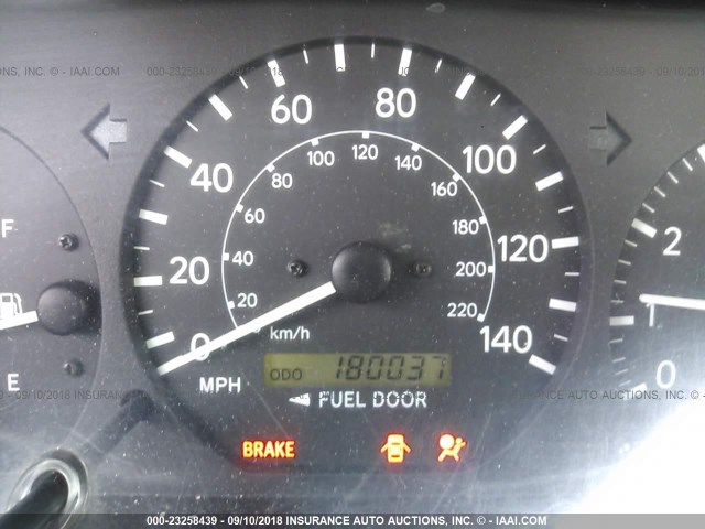 4T1BG22K2YU679414 - 2000 TOYOTA CAMRY CE/LE/XLE 银色 照片 7