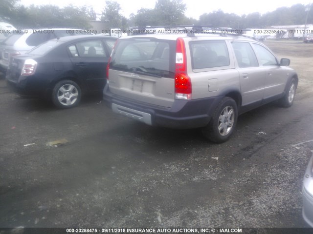 YV2SZ592051199109 - 2005 VOLVO XC70 Champagne photo 4