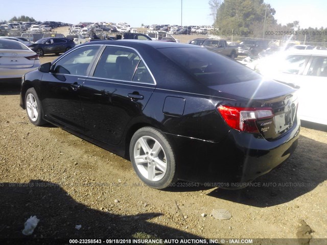 4T1BF1FK2DU233958 - 2013 TOYOTA CAMRY L/SE/LE/XLE Qara foto 3