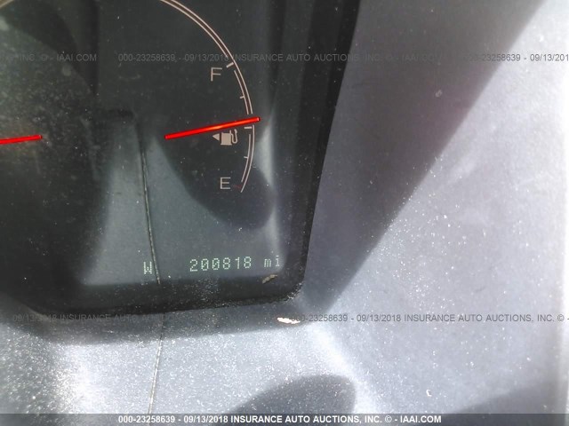 5LMFU28R34LJ01401 - 2004 LINCOLN NAVIGATOR Siyah fotoğraf 7