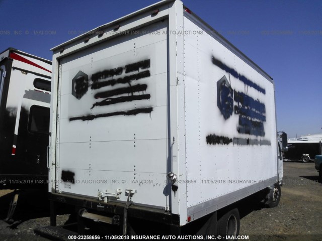 JALB4B16467010797 - 2006 ISUZU NPR WHITE photo 4