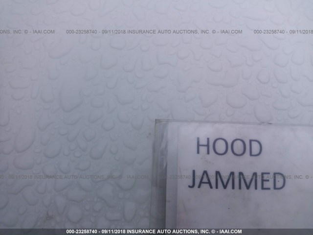 WBXPC934X9WJ28820 - 2009 BMW X3 XDRIVE30I WHITE photo 10