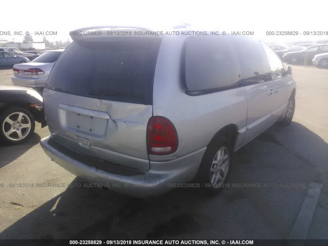 1B4GP44R3YB781622 - 2000 DODGE GRAND CARAVAN SE/SPORT SILVER photo 4