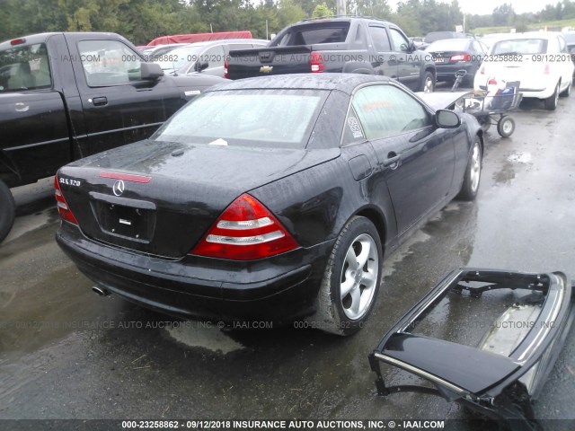 WDBKK65F91F189733 - 2001 MERCEDES-BENZ SLK 320 BLACK photo 4