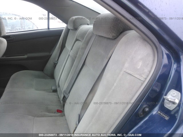 4T1BE32K94U339716 - 2004 TOYOTA CAMRY LE/XLE/SE BLUE photo 8