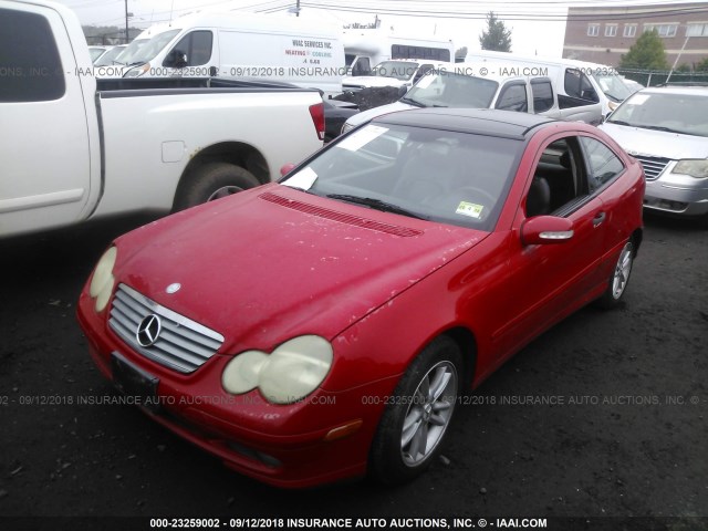 WDBRN47J12A273197 - 2002 MERCEDES-BENZ C 230K SPORT COUPE RED photo 2