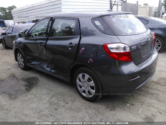 2T1KU40E19C068424 - 2009 TOYOTA COROLLA MATRIX  GRAY photo 3