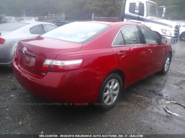 4T1BE46K37U135997 - 2007 TOYOTA CAMRY NEW GENERAT CE/LE/XLE/SE RED photo 4