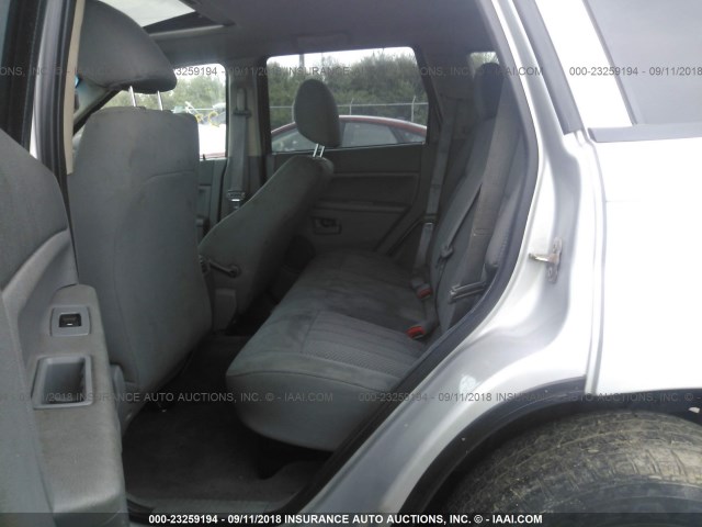 1J4GR48K56C312835 - 2006 JEEP GRAND CHEROKEE LAREDO/COLUMBIA/FREEDOM 银色 照片 8