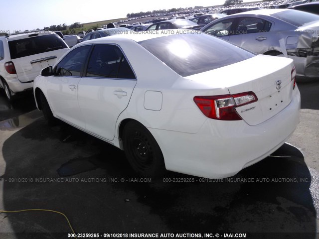 4T4BF1FK9ER345812 - 2014 TOYOTA CAMRY L/SE/LE/XLE Ağ foto 3