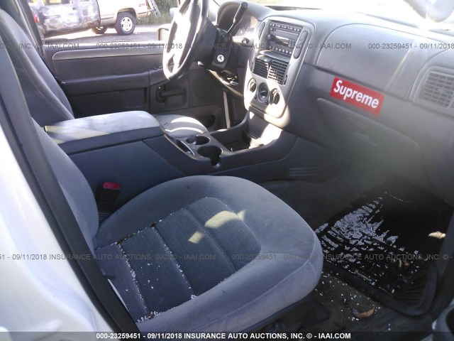 1FMZU73K64ZA44258 - 2004 FORD EXPLORER XLT/XLT SPORT/NBX 白色 照片 5