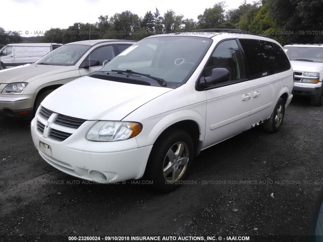 2D4GP44L77R203010 - 2007 DODGE GRAND CARAVAN SXT WHITE photo 2