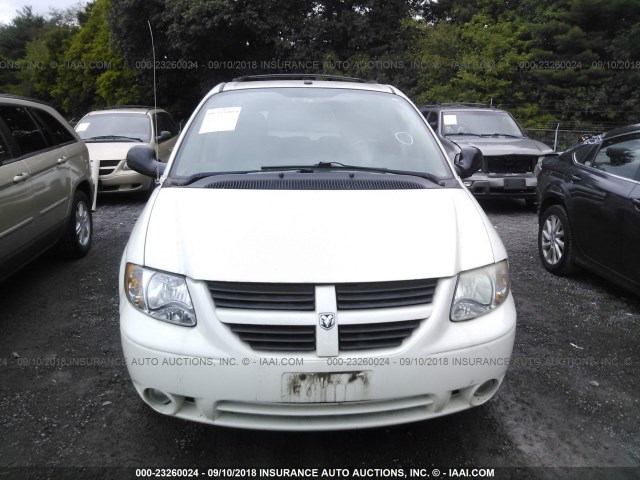 2D4GP44L77R203010 - 2007 DODGE GRAND CARAVAN SXT WHITE photo 6