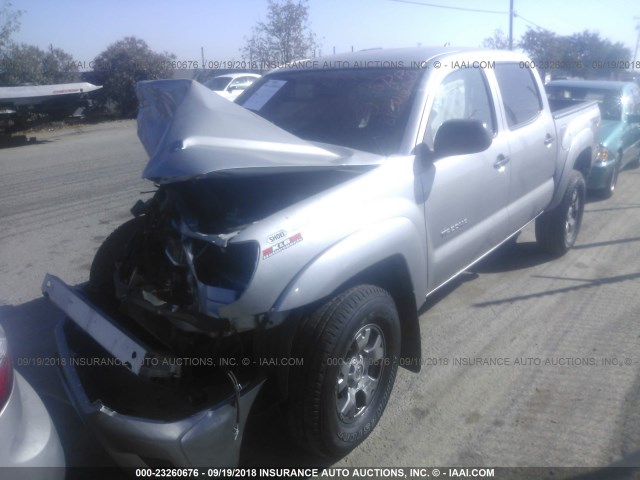 3TMJU4GN4FM177626 - 2015 TOYOTA TACOMA DOUBLE CAB PRERUNNER SILVER photo 2