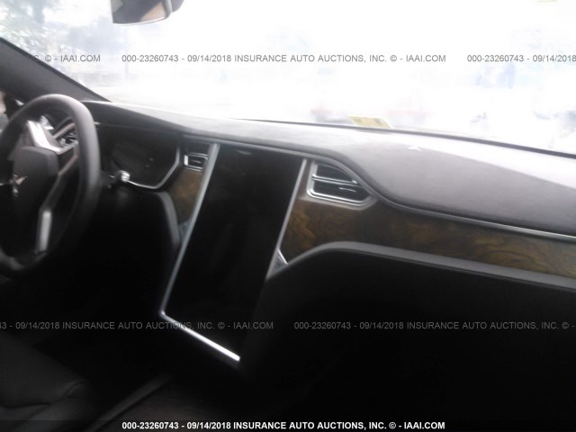 5YJSA1E20HF202808 - 2017 TESLA MODEL S Սև լուսանկար 5