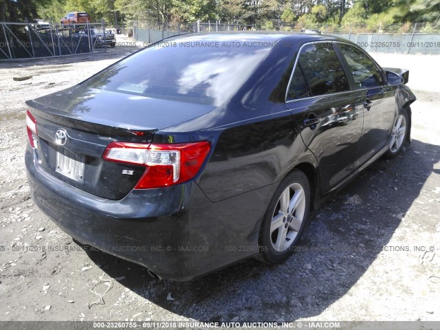 4T1BF1FK1CU061338 - 2012 TOYOTA CAMRY SE/LE/XLE 蓝色 照片 4