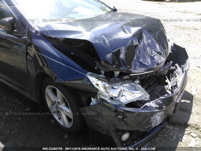 4T1BF1FK1CU061338 - 2012 TOYOTA CAMRY SE/LE/XLE 蓝色 照片 6