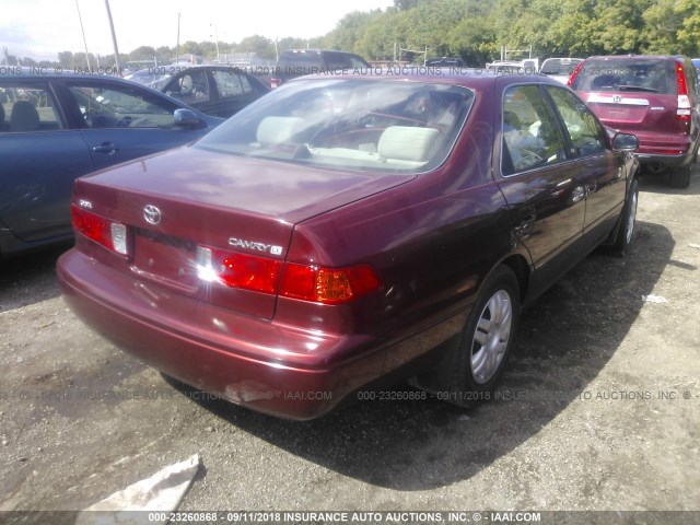 4T1BG22KX1U806965 - 2001 TOYOTA CAMRY CE/LE/XLE 勃艮第红 照片 4