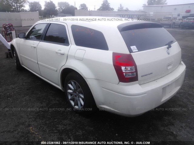 2D4FV48T55H515227 - 2005 DODGE MAGNUM SE WHITE photo 3