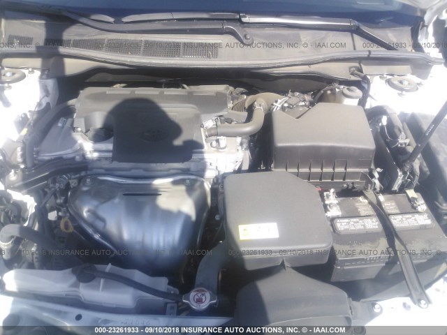 4T1BF1FK0HU801307 - 2017 TOYOTA CAMRY LE/XLE/SE/XSE 白色 照片 10