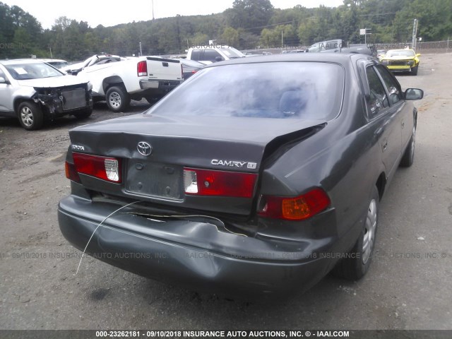 4T1BG22K4YU967788 - 2000 TOYOTA CAMRY CE/LE/XLE 灰色 照片 6