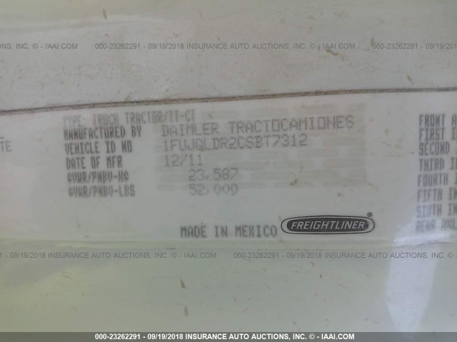 1FUJGLDR2CSBT7312 - 2012 FREIGHTLINER CASCADIA 125  WHITE photo 10