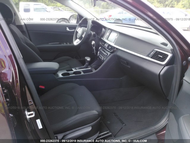 5XXGT4L33KG281652 - 2019 KIA OPTIMA LX/S BURGUNDY photo 5