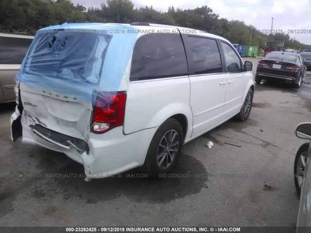 2C4RDGCGXHR857599 - 2017 DODGE GRAND CARAVAN SXT WHITE photo 4