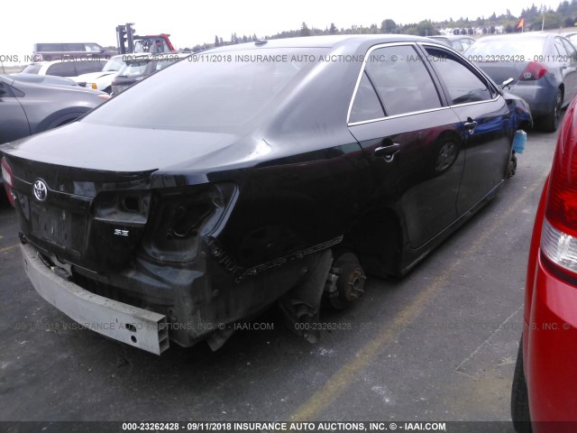 4T1BK1FK1CU510447 - 2012 TOYOTA CAMRY SE/XLE BLACK photo 4