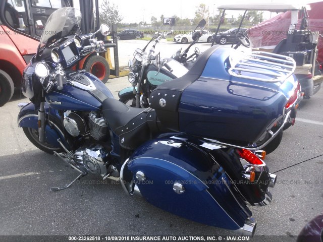 56KTRAAA8H3350710 - 2017 INDIAN MOTORCYCLE CO. ROADMASTER BLUE photo 3