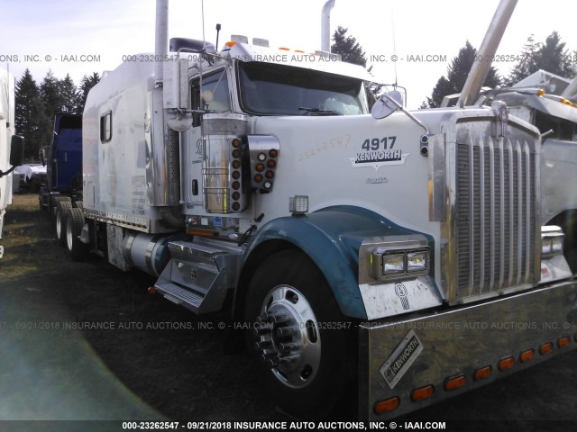 1XKWD49X07J169398 - 2007 KENWORTH W900 W900 WHITE photo 1