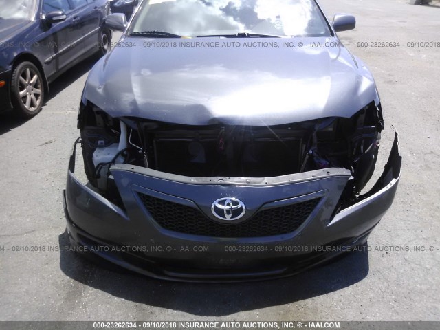 4T1BE46K99U298415 - 2009 TOYOTA CAMRY SE/LE/XLE ნაცრისფერი ფოტო 6