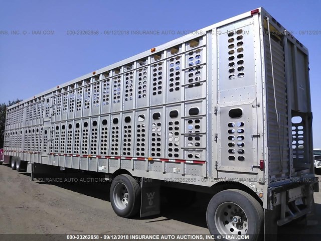 1W1RJF2K15D529193 - 2005 WILSON TRAILER CO LIVESTOCK  SILVER photo 3