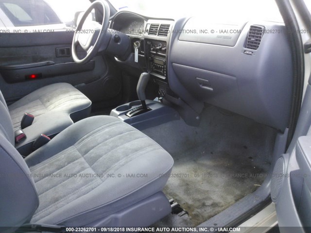 5TESN92N8YZ698277 - 2000 TOYOTA TACOMA XTRACAB PRERUNNER ვერცხლისფერი ფოტო 5