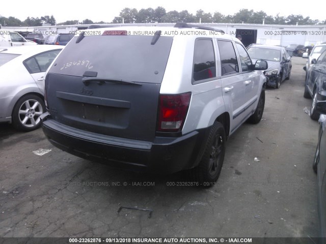1J8GR48K77C564635 - 2007 JEEP GRAND CHEROKEE LAREDO/COLUMBIA/FREEDOM 银色 照片 4