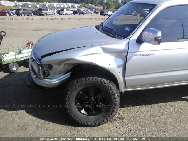5TEHN72N51Z738142 - 2001 TOYOTA TACOMA DOUBLE CAB 银色 照片 6